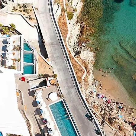 New Paradise - Adults Only *